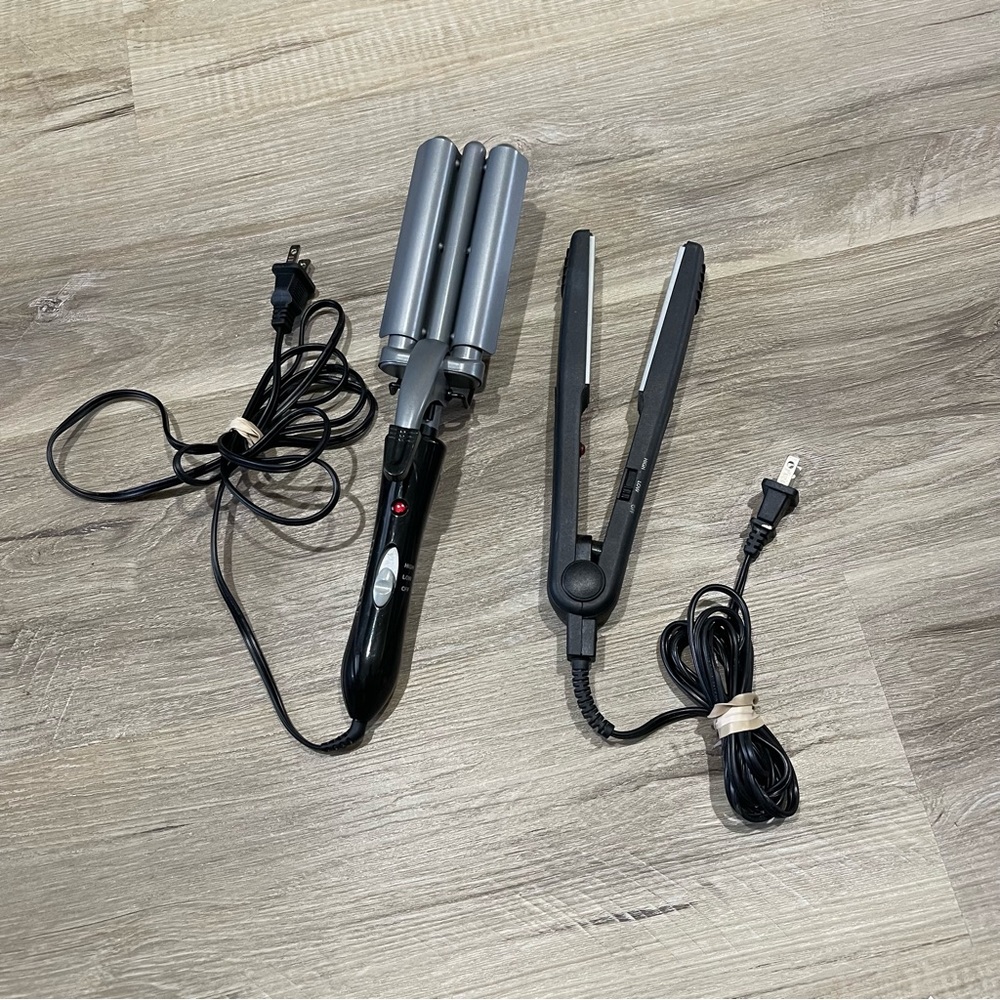 Revlon Black and Silver Ceramic Hair Styling Set - Crimper & Triple Barrel Waver